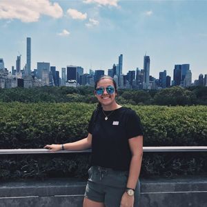 Meet your Posher, Alyssa